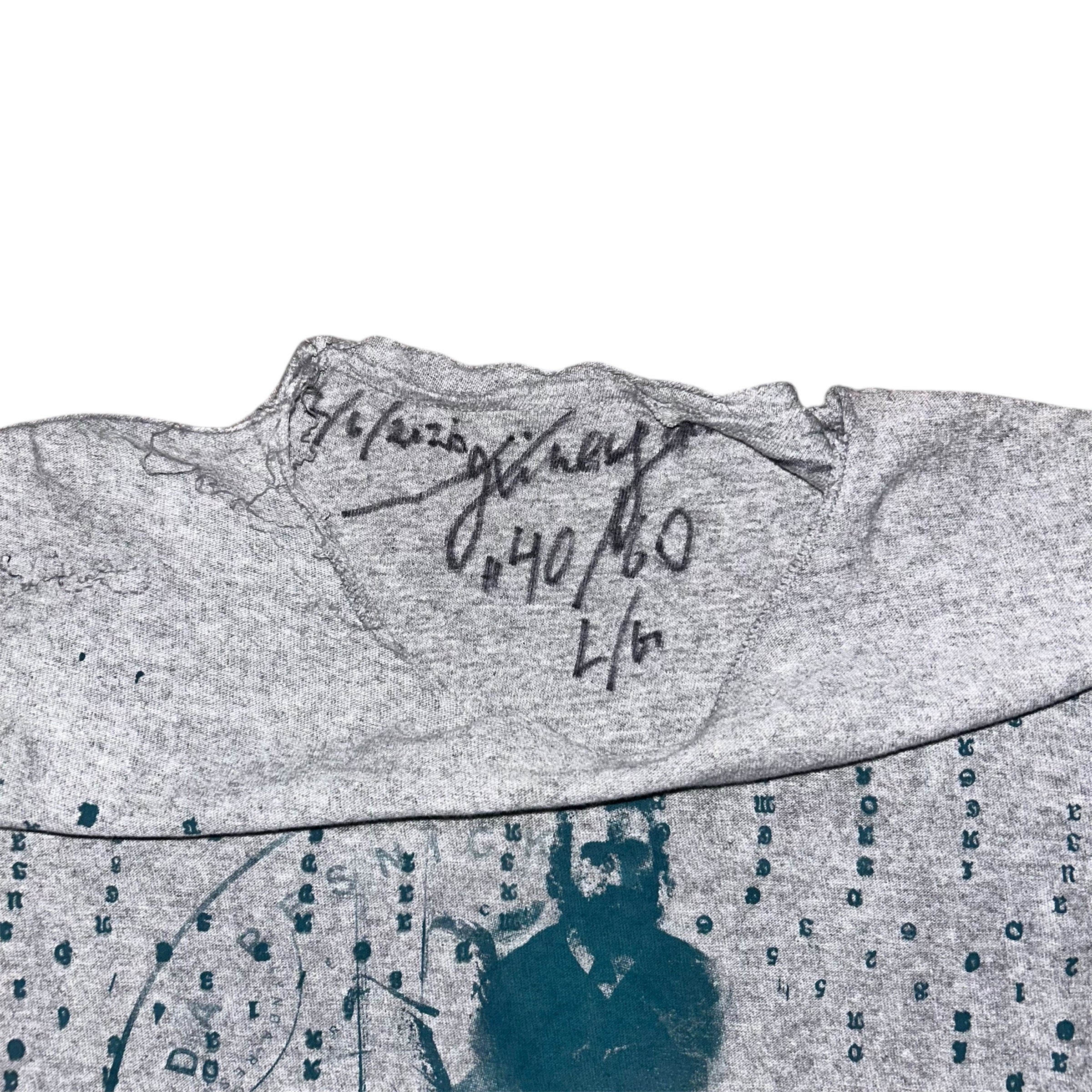 large - cut neck schiz lynda 1of1 tee #40/60