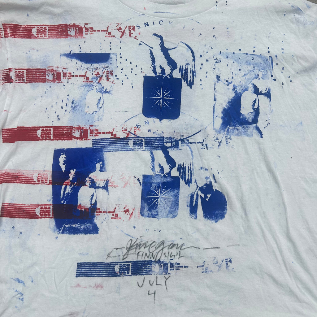 3/8 (4th of july) long sleeve large