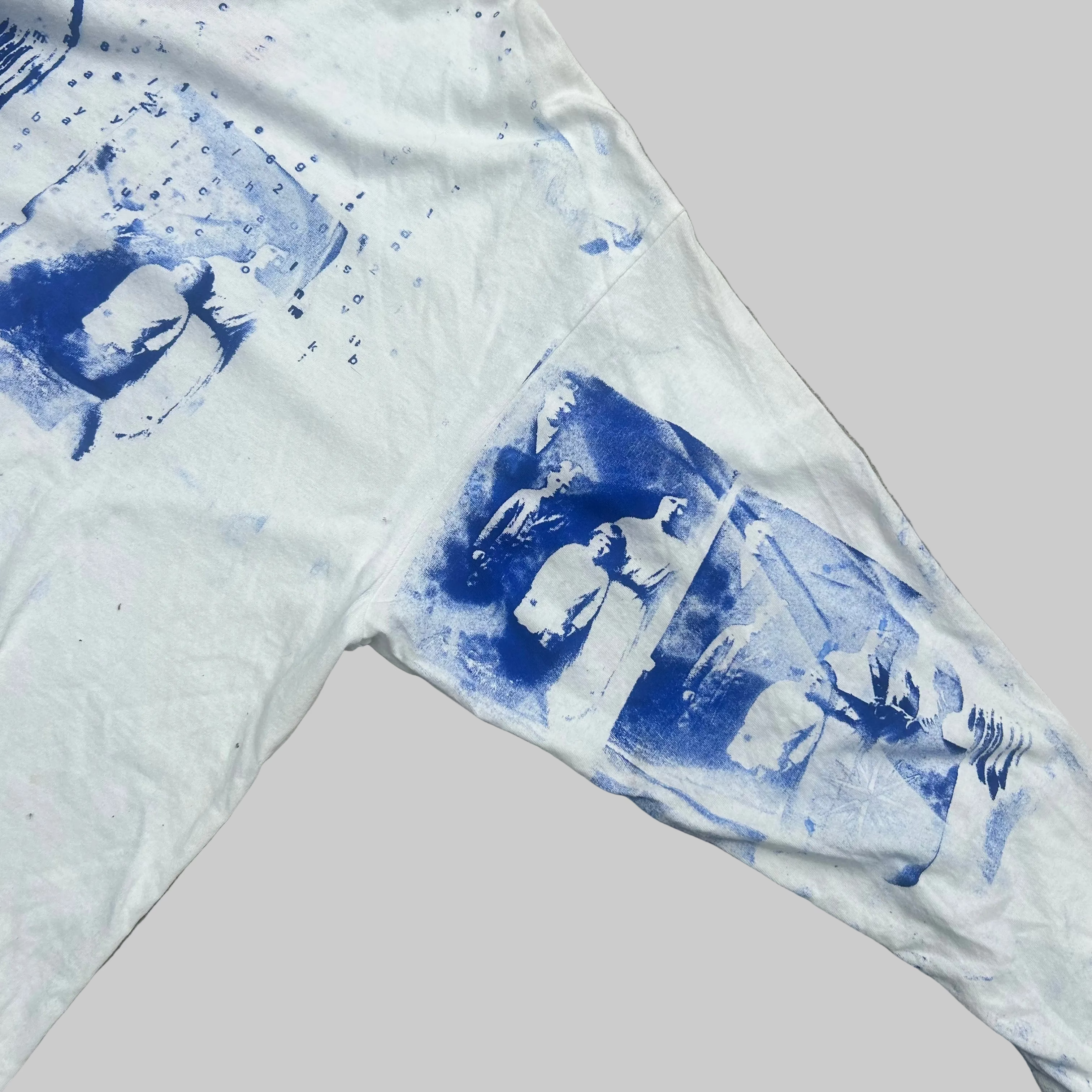 3/8 (4th of july) long sleeve large